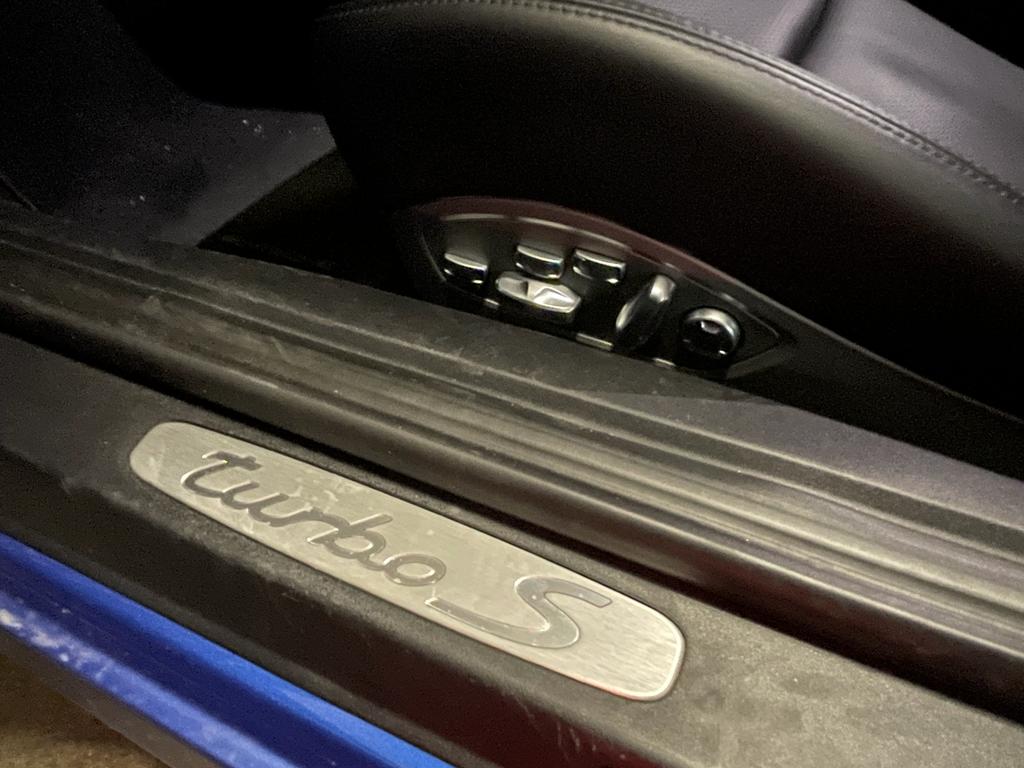 PORSCHE 911 Turbo S 991 Coupe 2015
