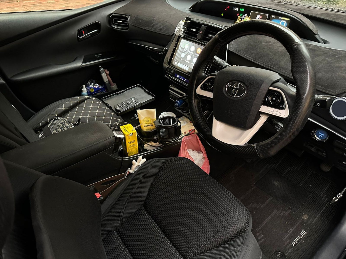 TOYOTA Prius 1.8 Hybrid 2017